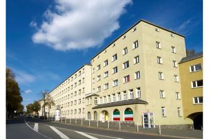 Wohngemeinschaft - 160930/40/332